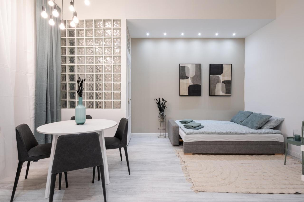 شقة Kl31 - Urban Escape - Prime Location - Klauzal Square By Bqa بودابست المظهر الخارجي الصورة